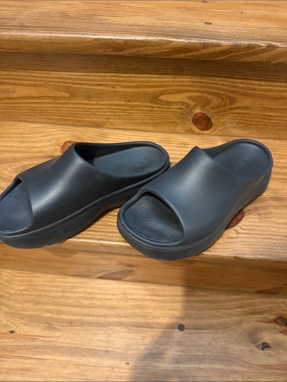 CALIA by Carrie Underwood Black Platform Slide Clogs